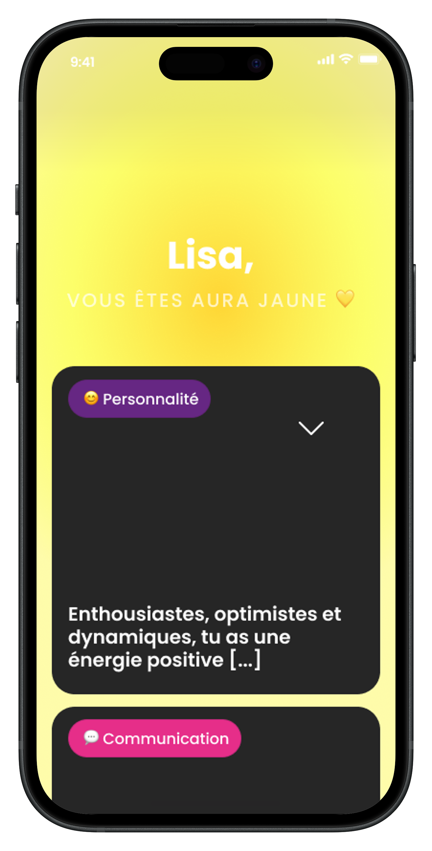 9 (2)-portrait Un téléphone montrant l'application de rencontre avec le résultat du test donnant la couleur de son aura et sa personnalité. Des textes explicatifs sont présents.